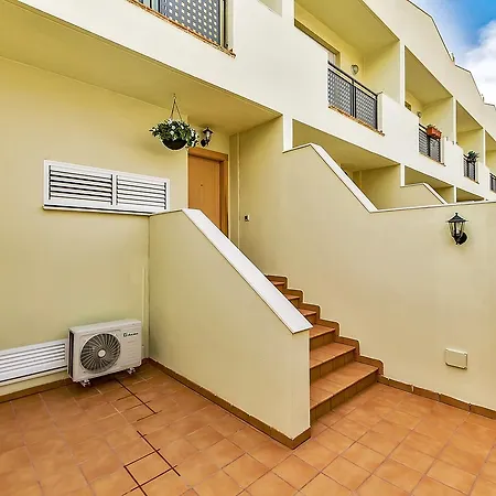 Oasis Fanabe Iii Apartment *